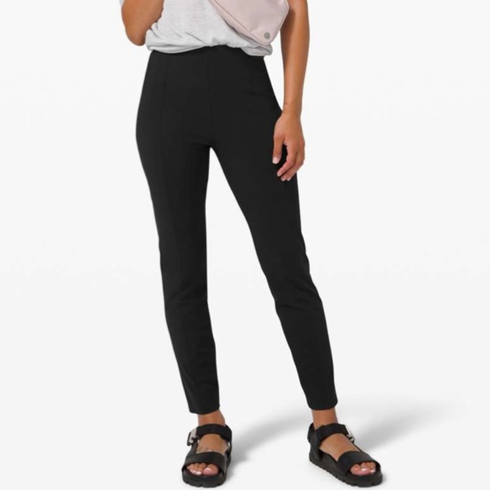 Lululemon Black Here to There Pants - Size 8